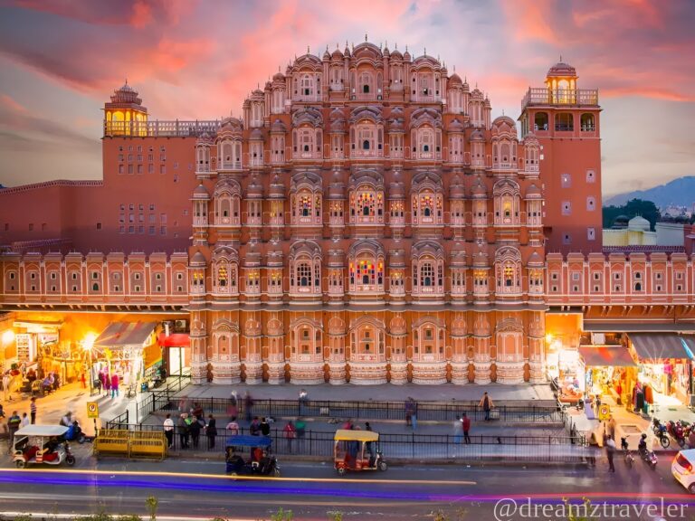 Jaipur-pink-city-hawa-mahal