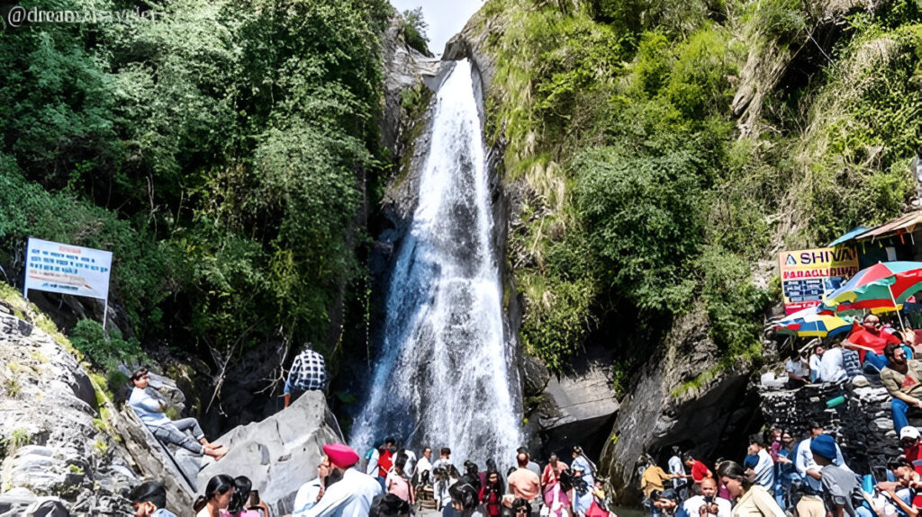 Bhagsu-Waterfall-McLeodGanj